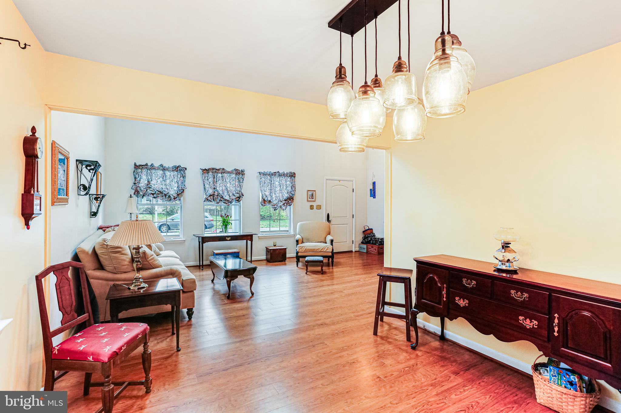 DIVINITY COVE - Residential