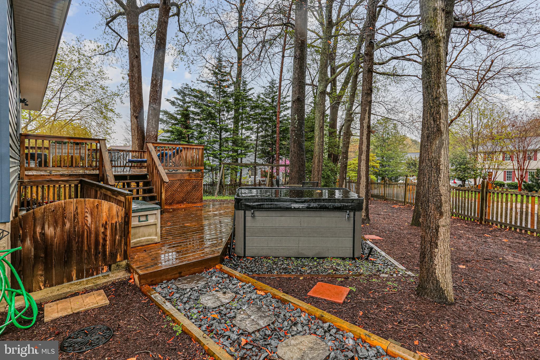 DIVINITY COVE - Residential