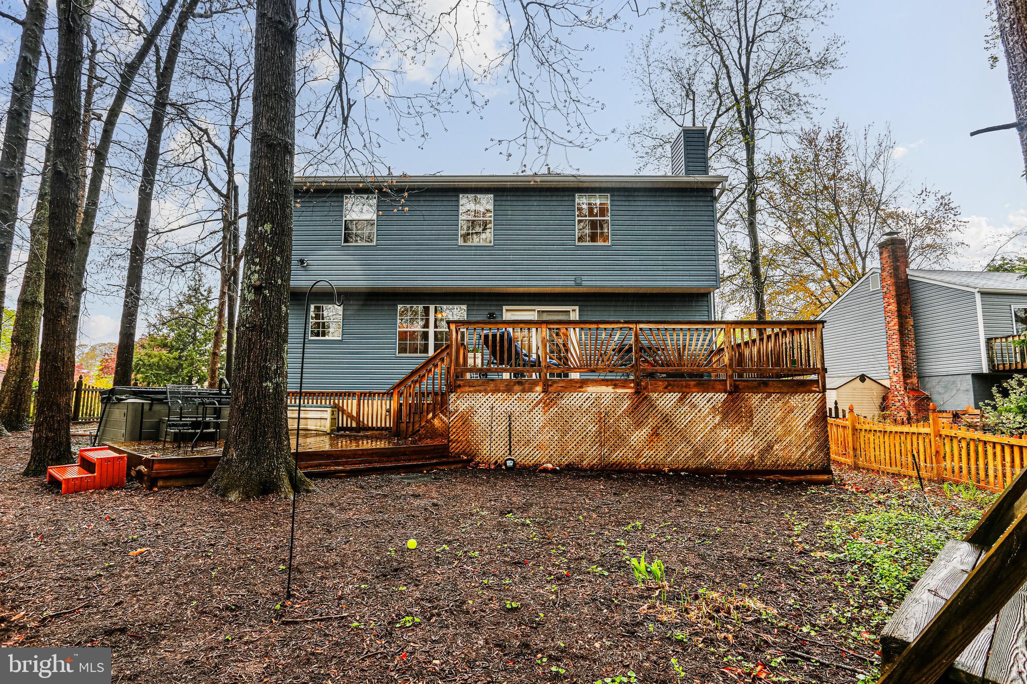 DIVINITY COVE - Residential