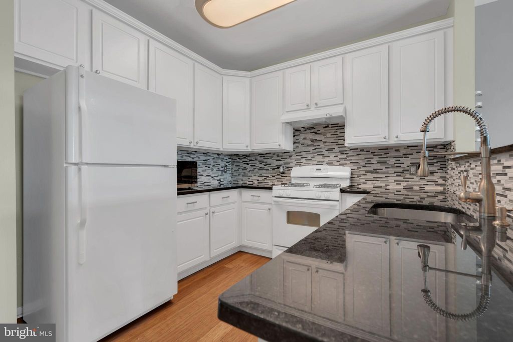 Photo of 2 Commerce Square #206, ROBBINSVILLE, NJ 08691 (MLS # NJME2075304)