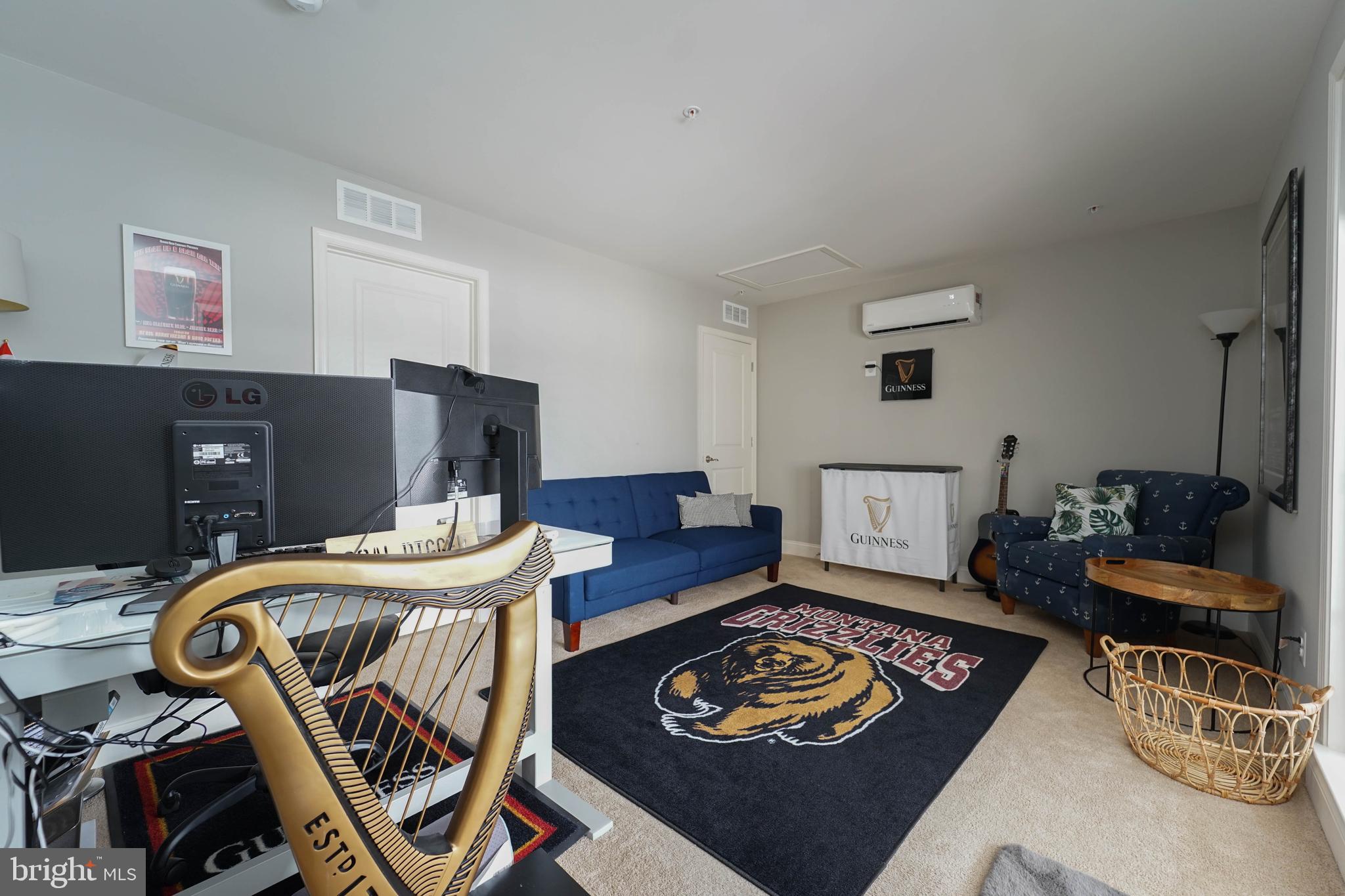 CREEKSTONE VILLAGE - Residential