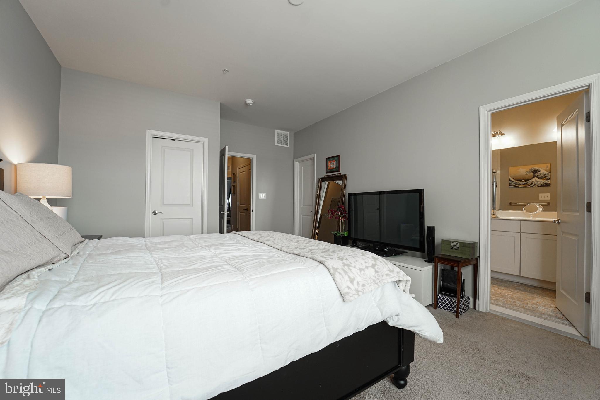 CREEKSTONE VILLAGE - Residential