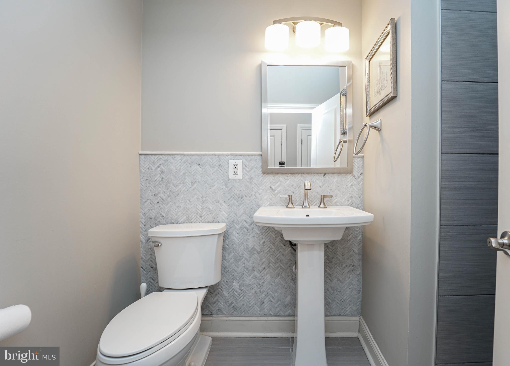 CREEKSTONE VILLAGE - Residential