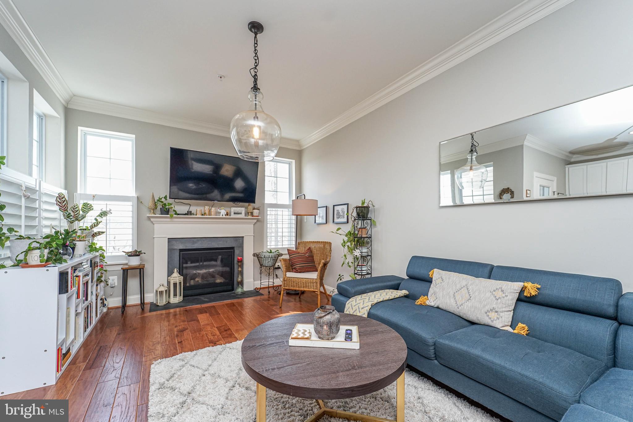 8272 WHITE STAR CROSSING