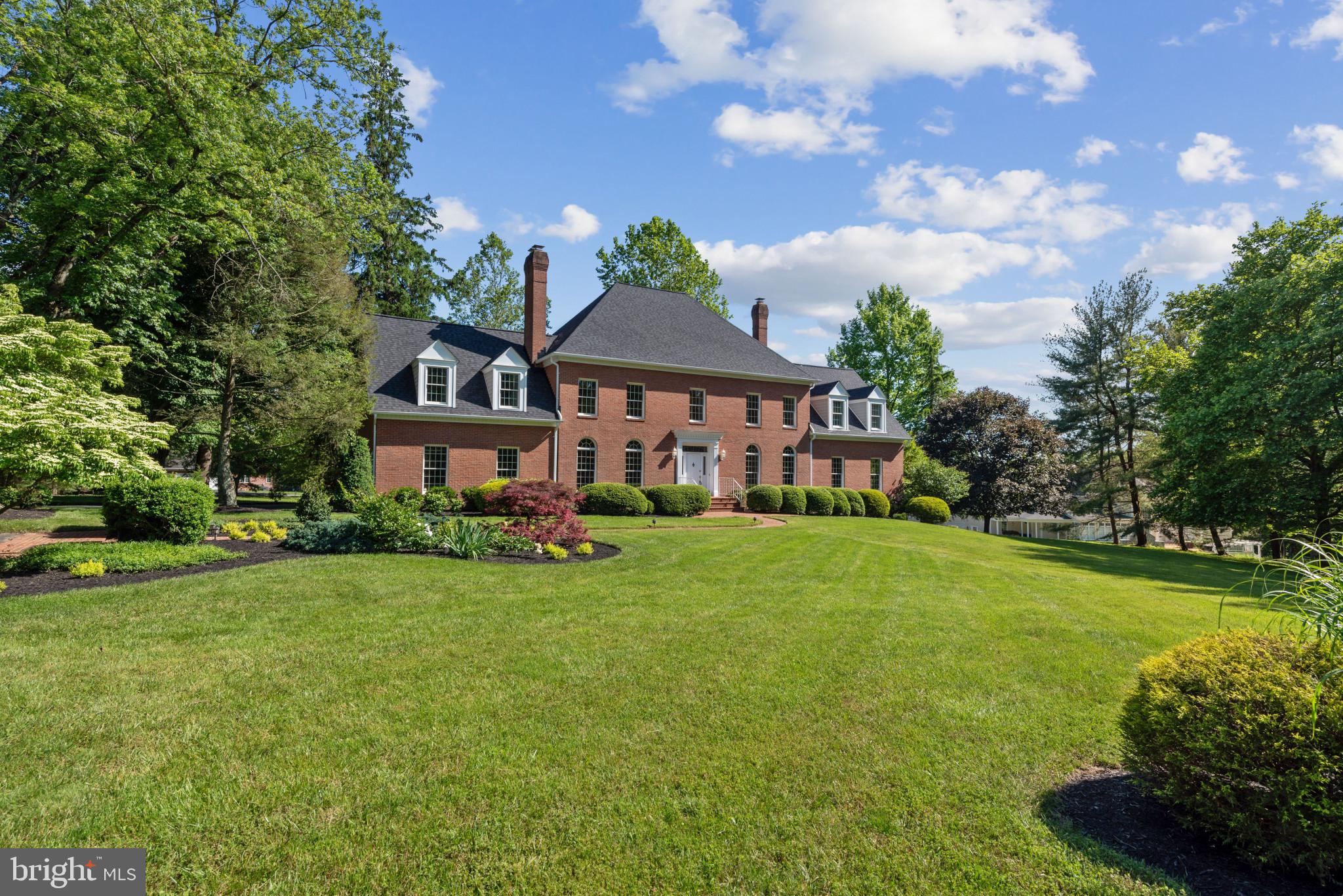 HAWKSFIELD ESTATES - Residential