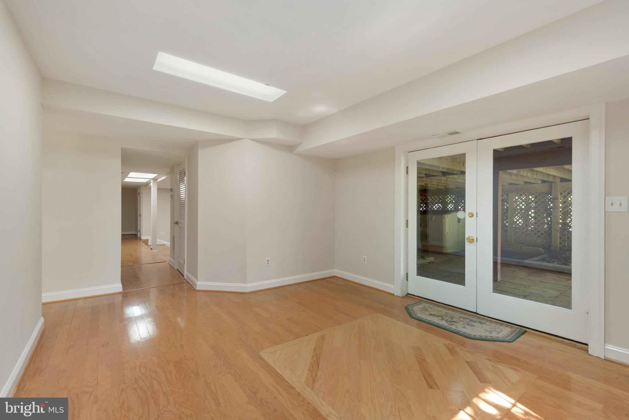 HAWKSFIELD ESTATES - Residential