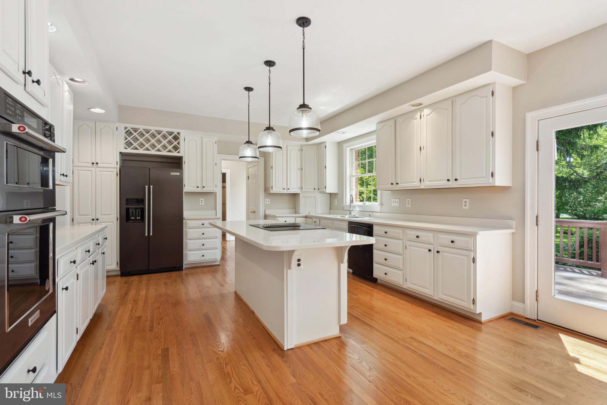 HAWKSFIELD ESTATES - Residential