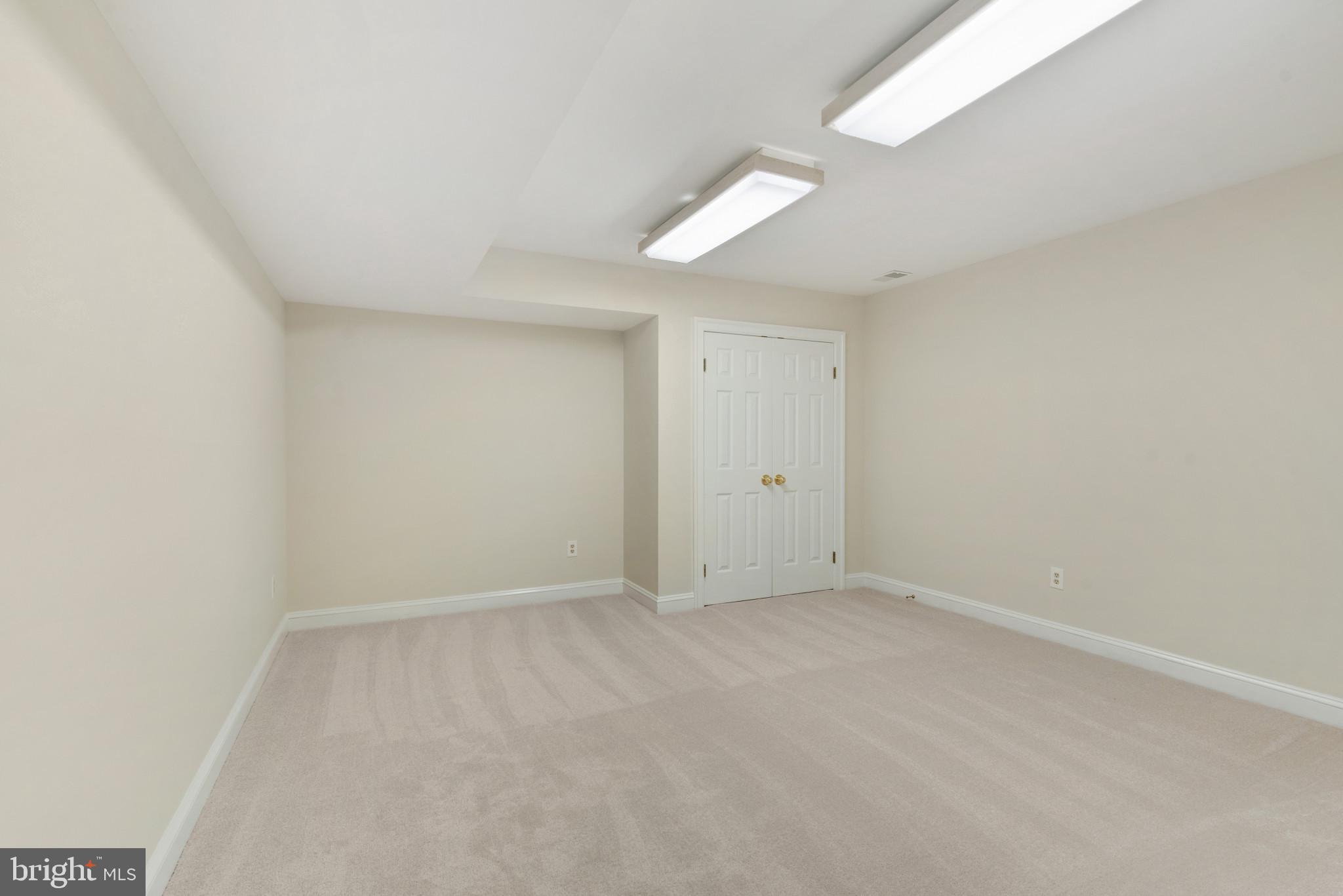 HAWKSFIELD ESTATES - Residential