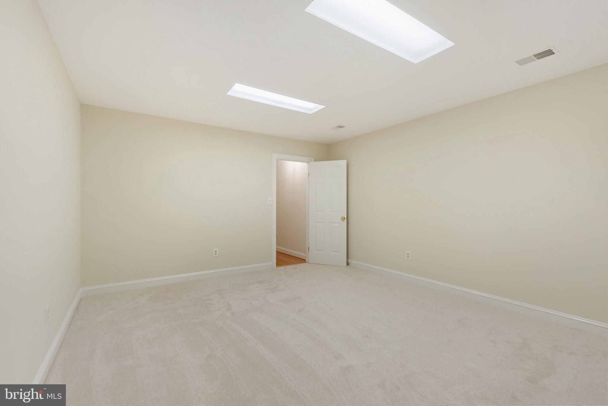 HAWKSFIELD ESTATES - Residential