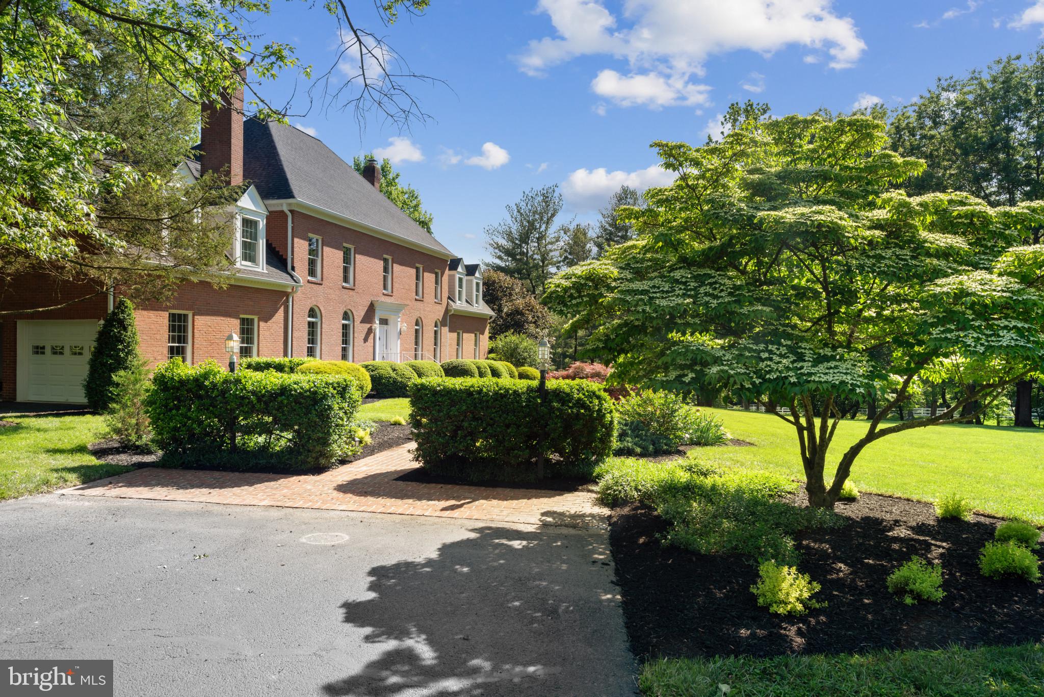 HAWKSFIELD ESTATES - Residential