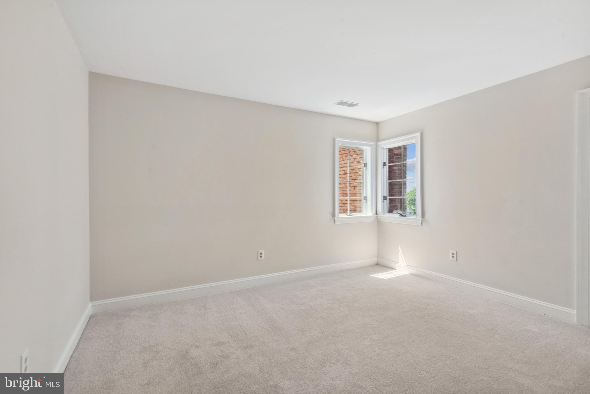 HAWKSFIELD ESTATES - Residential