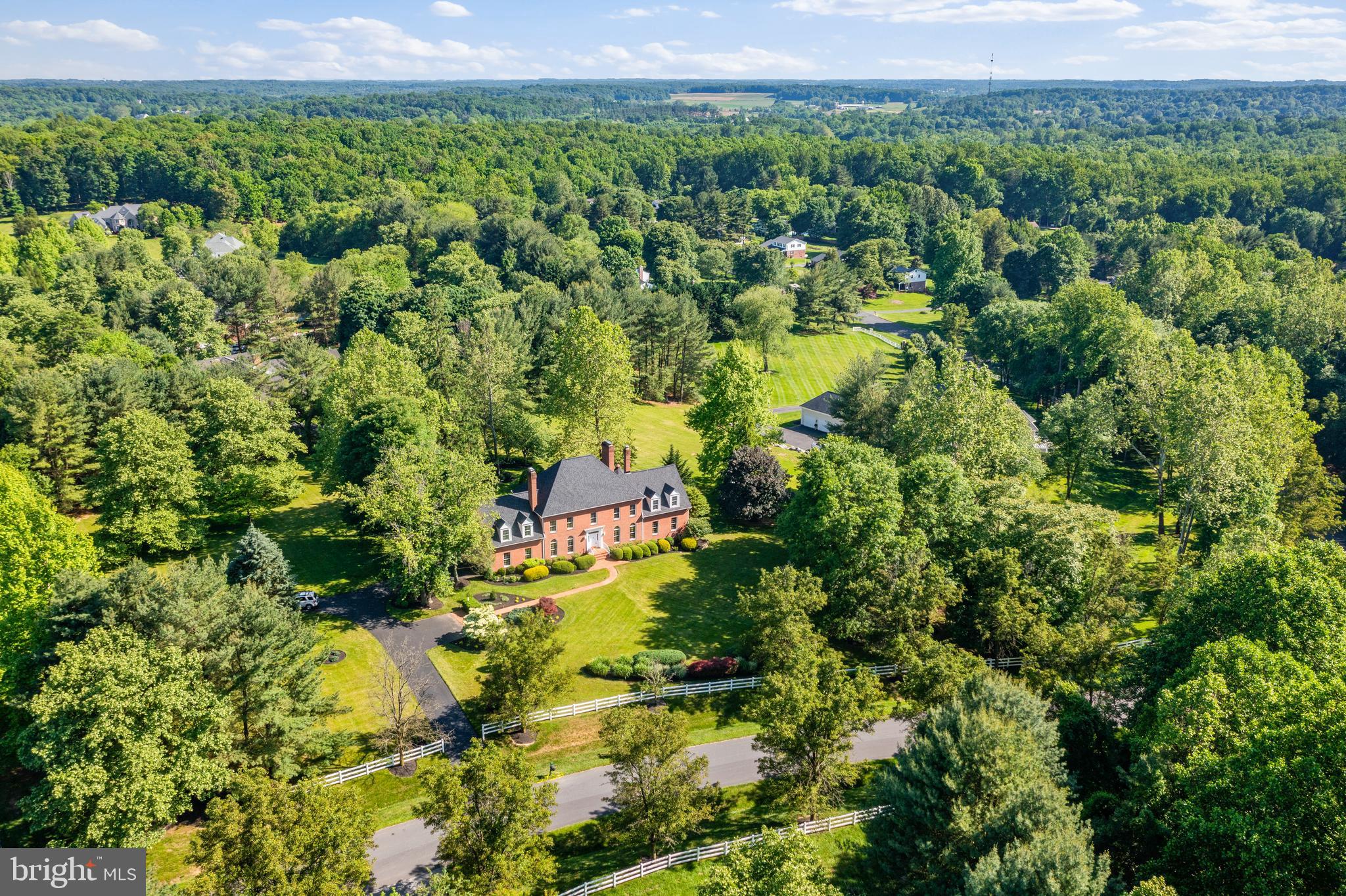 HAWKSFIELD ESTATES - Residential