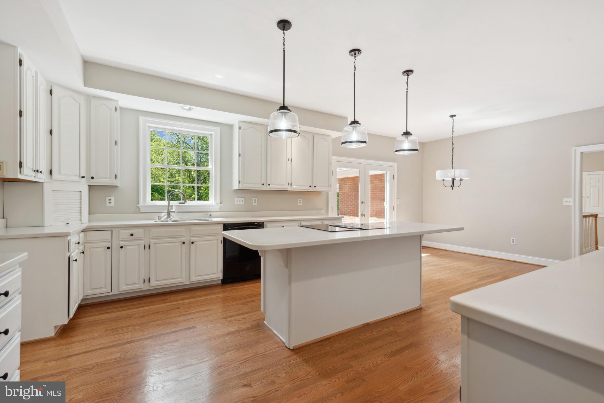 HAWKSFIELD ESTATES - Residential