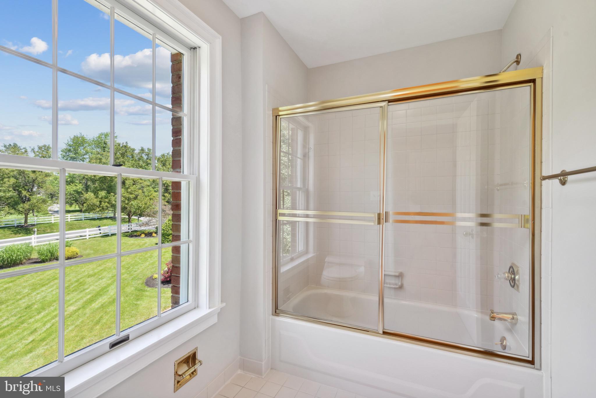 HAWKSFIELD ESTATES - Residential