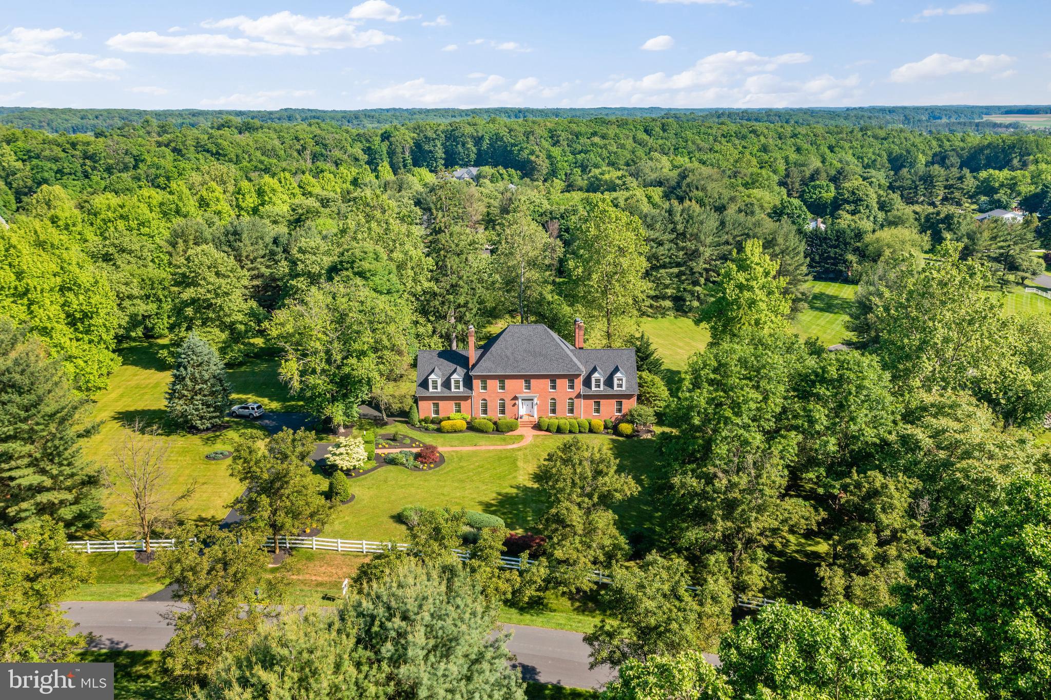 HAWKSFIELD ESTATES - Residential