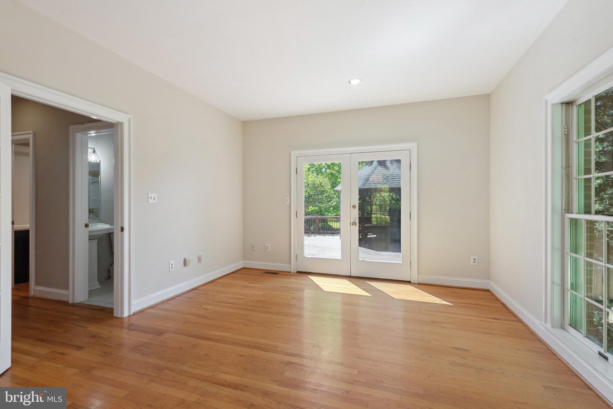 HAWKSFIELD ESTATES - Residential