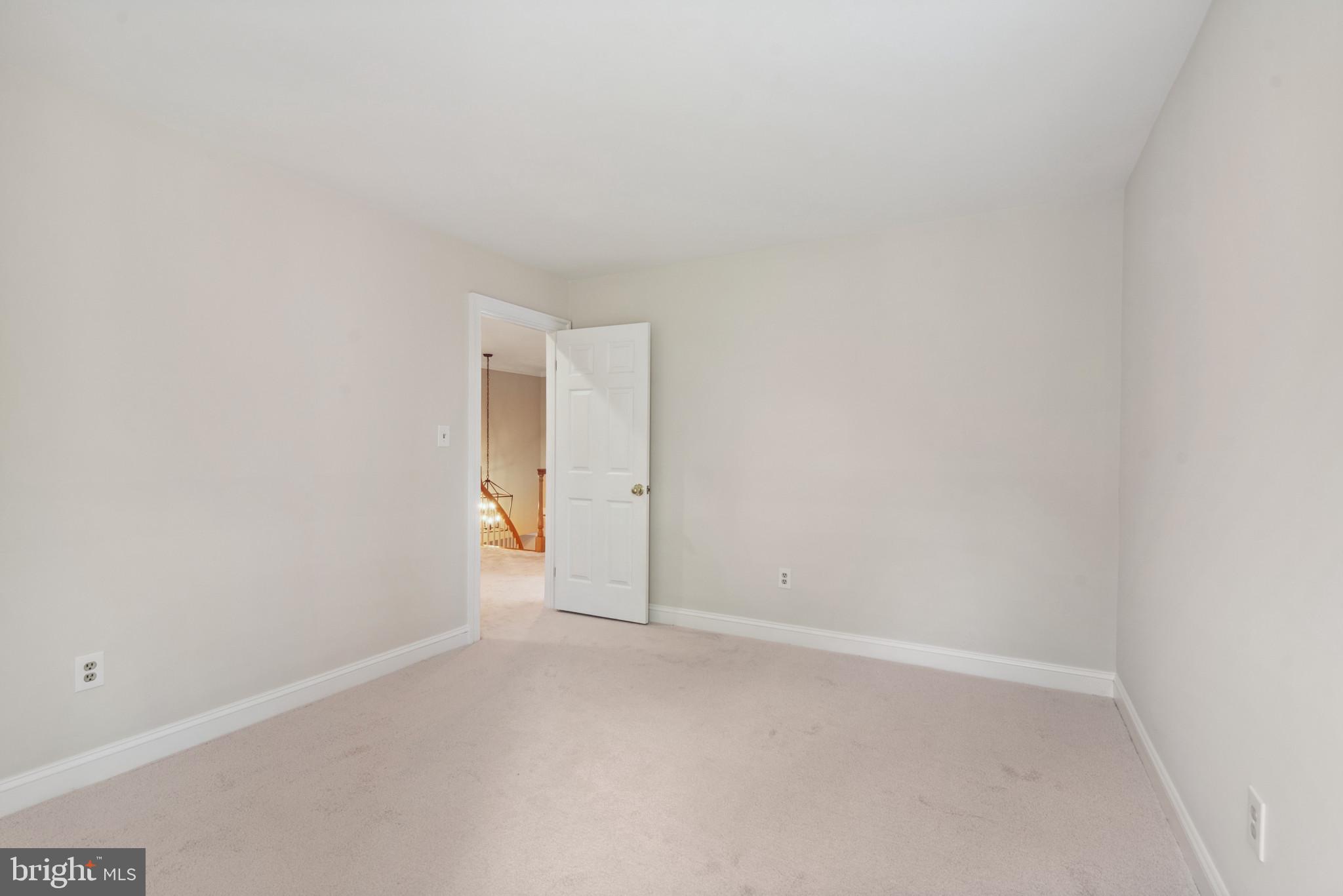 HAWKSFIELD ESTATES - Residential