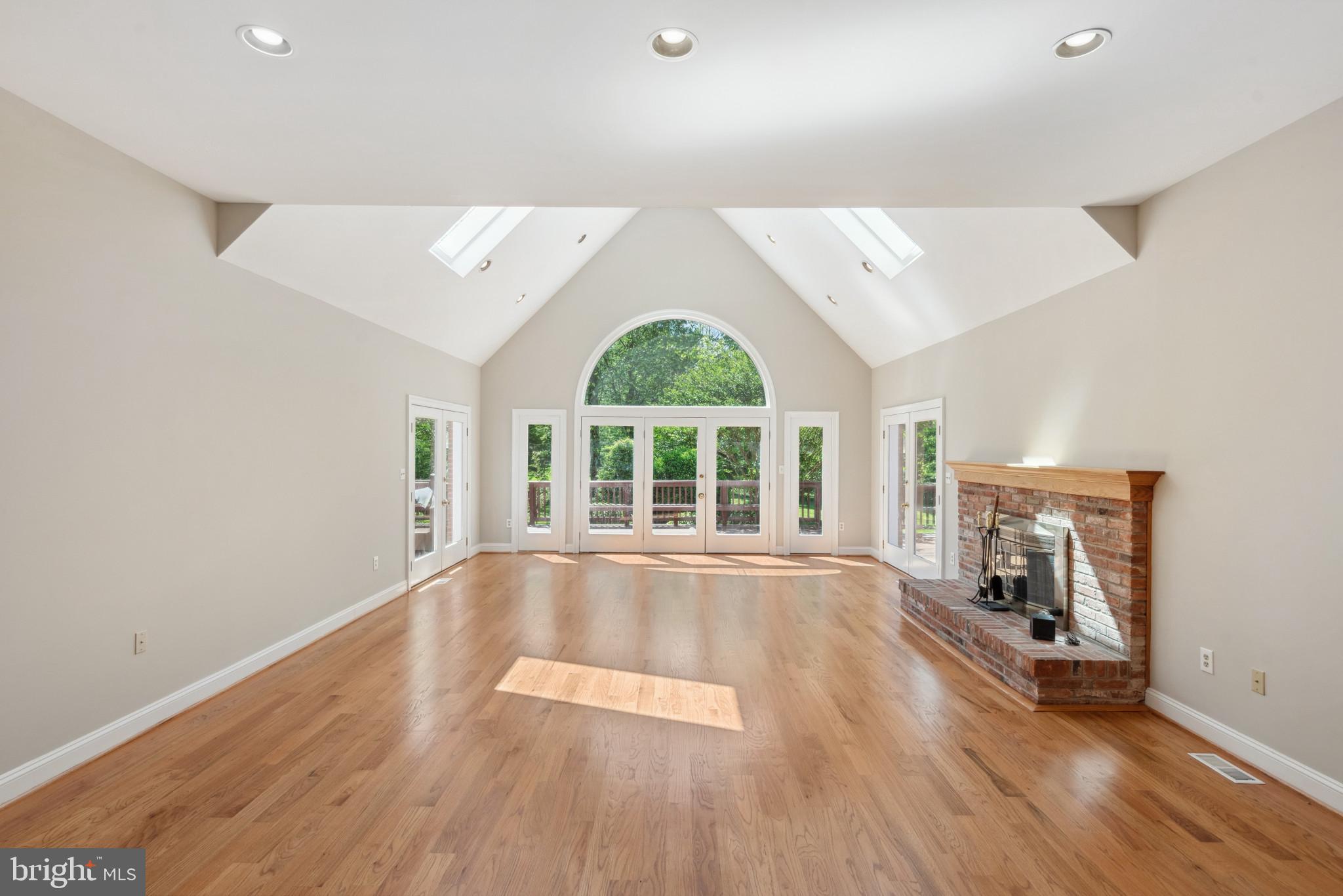 HAWKSFIELD ESTATES - Residential