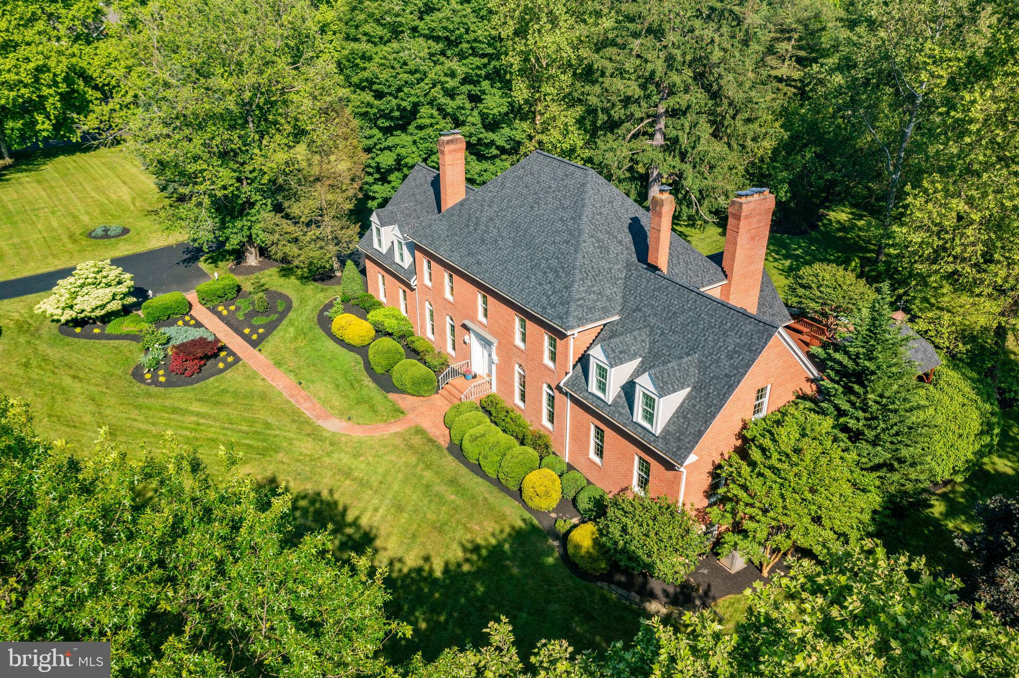 HAWKSFIELD ESTATES - Residential