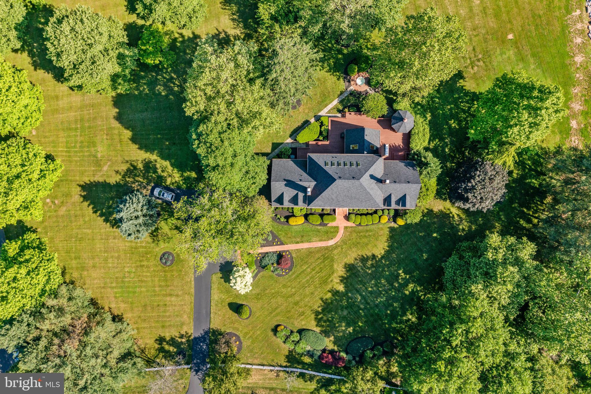 HAWKSFIELD ESTATES - Residential