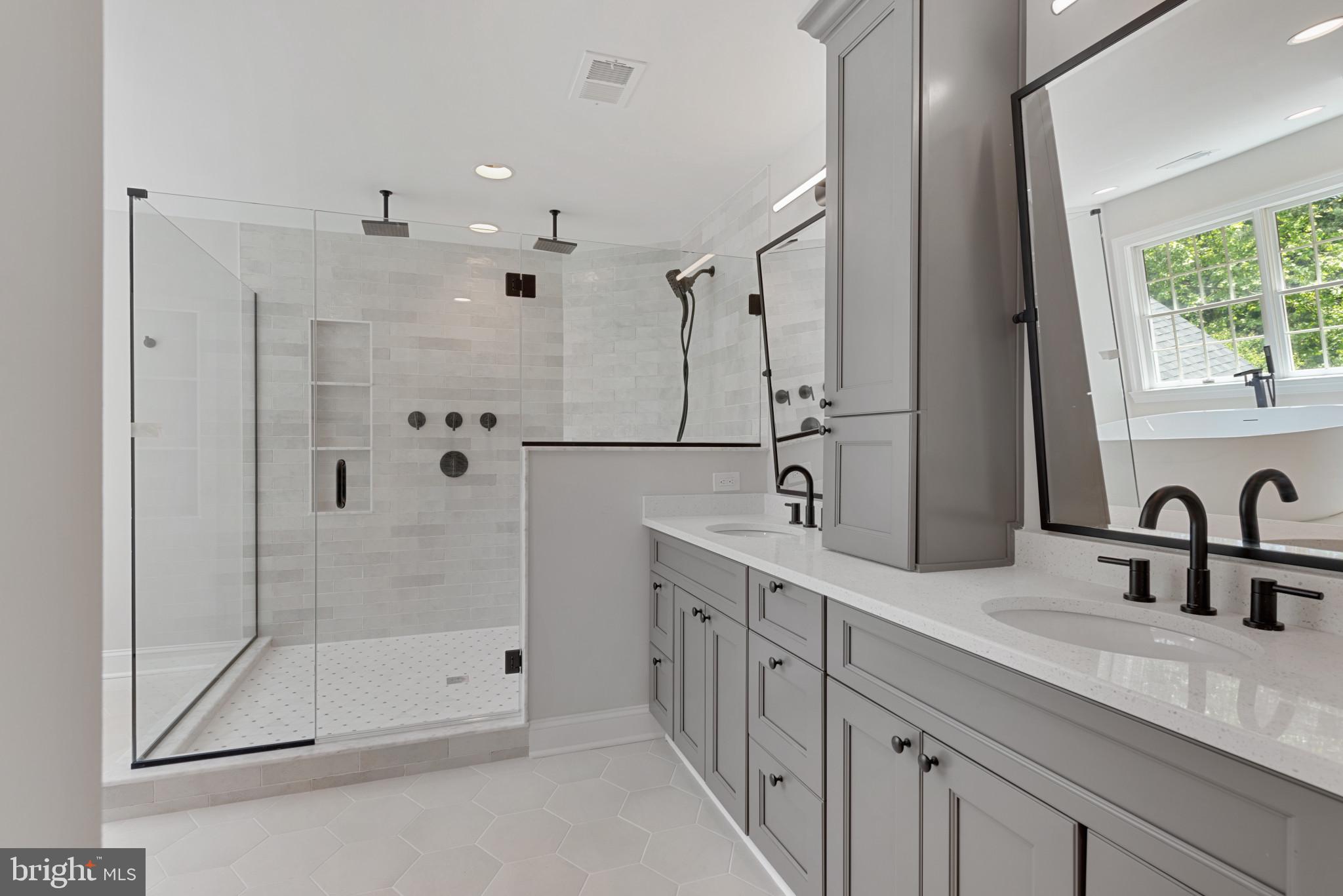 HAWKSFIELD ESTATES - Residential