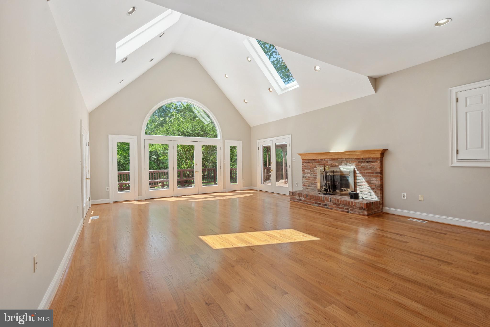 HAWKSFIELD ESTATES - Residential