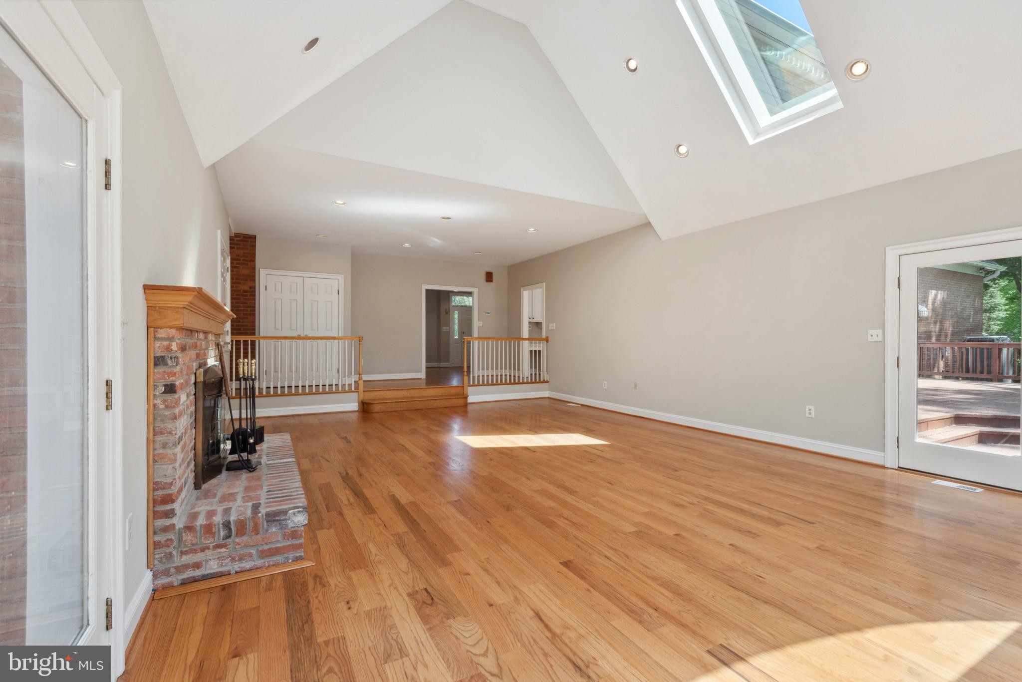 HAWKSFIELD ESTATES - Residential