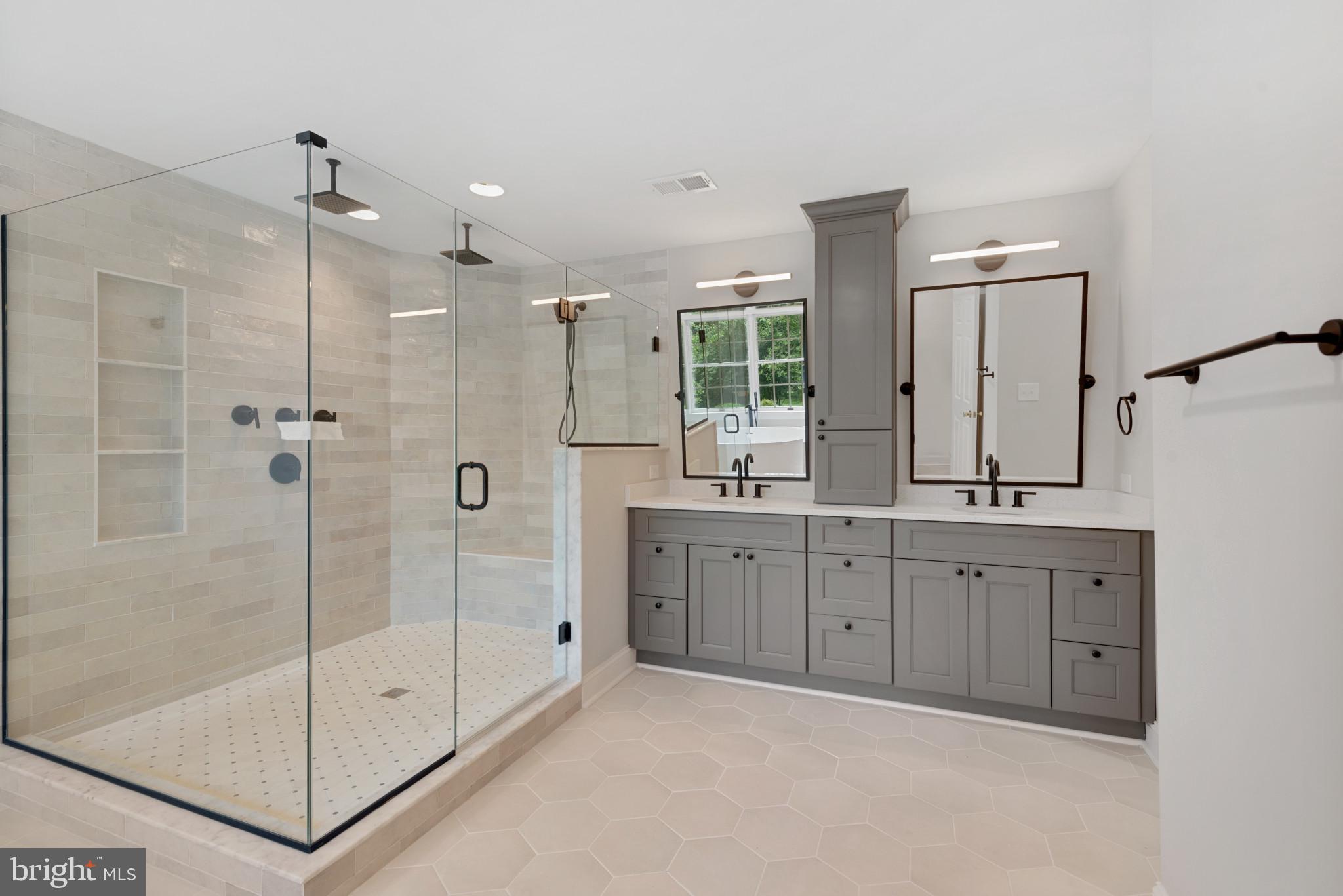 HAWKSFIELD ESTATES - Residential