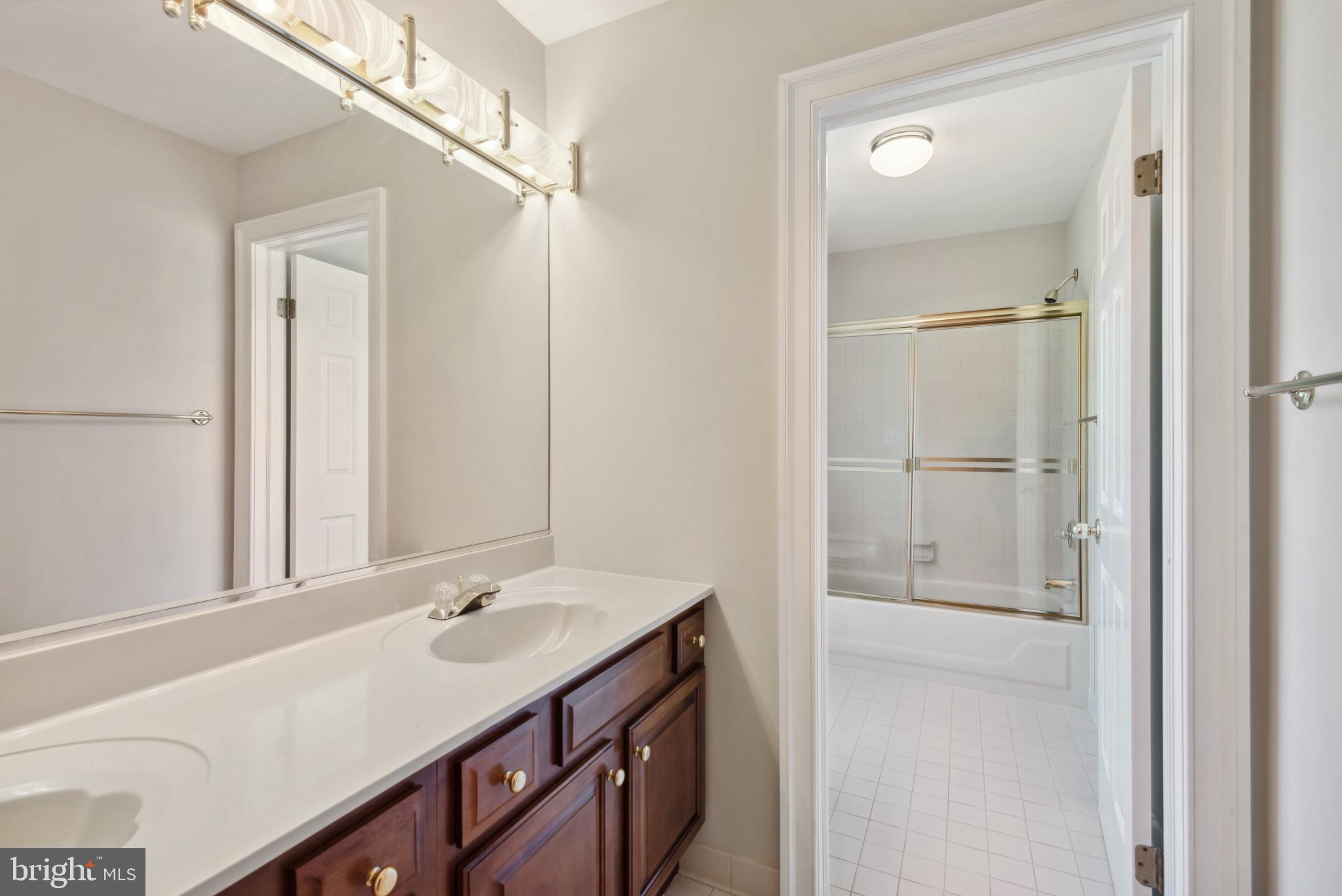 HAWKSFIELD ESTATES - Residential