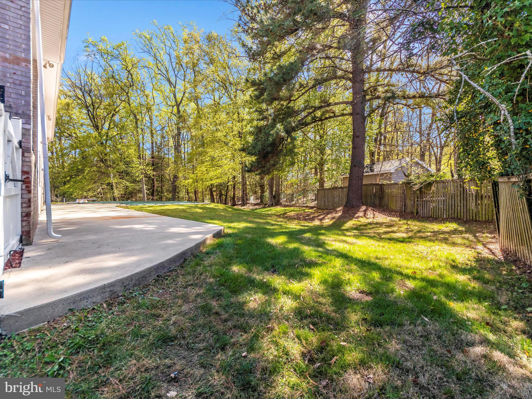 SURRATTS GARDENS - Residential