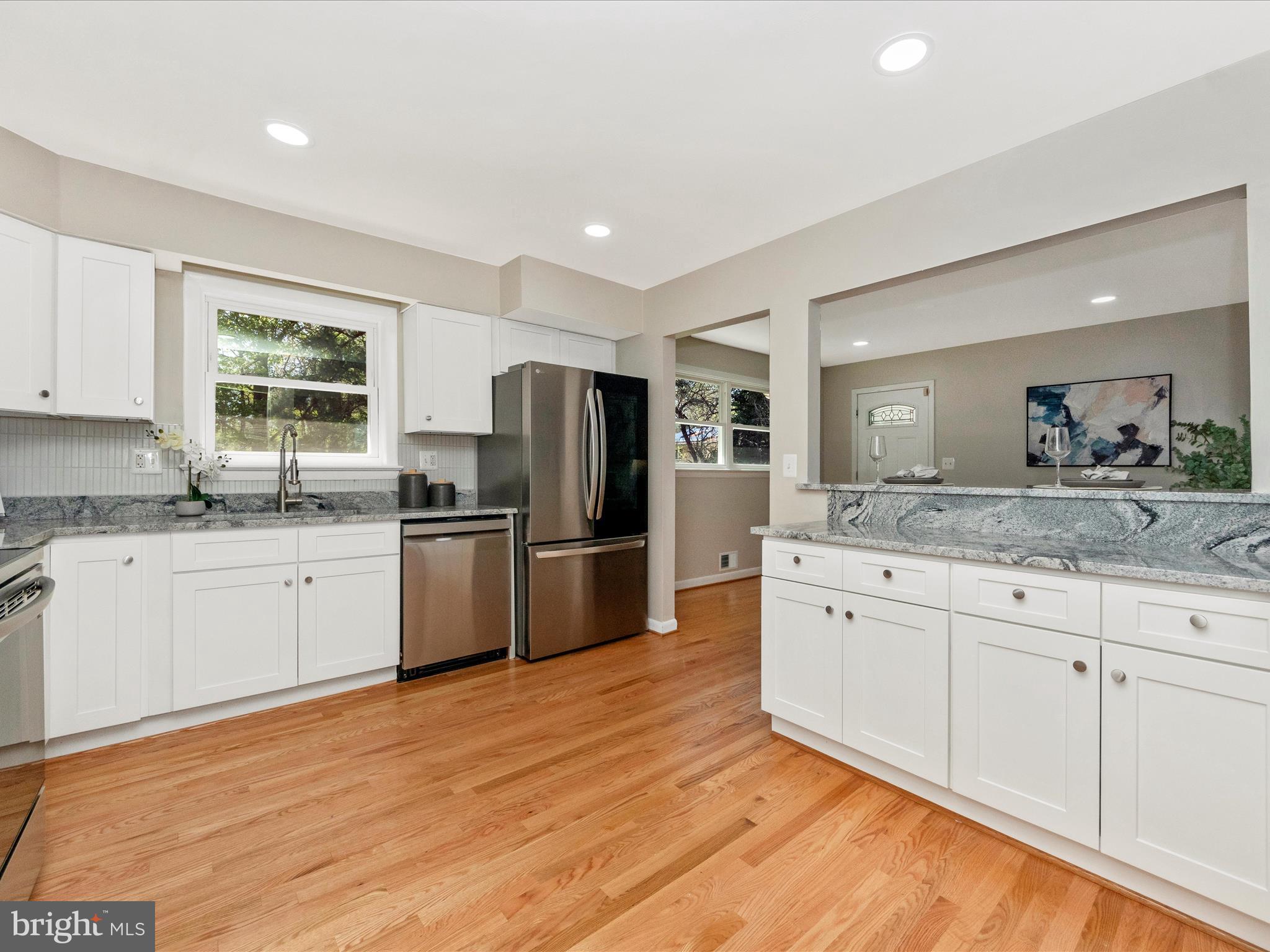 SURRATTS GARDENS - Residential