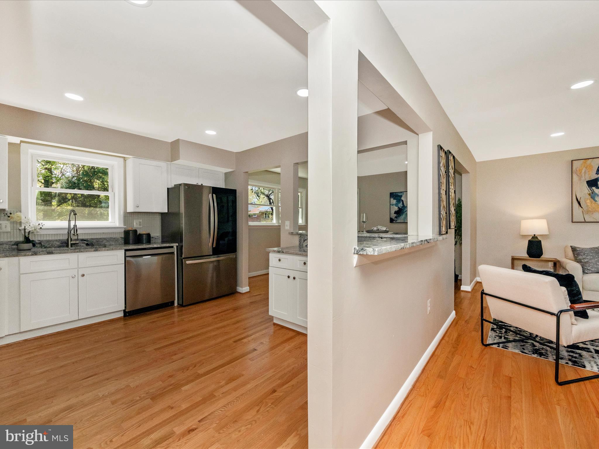 SURRATTS GARDENS - Residential