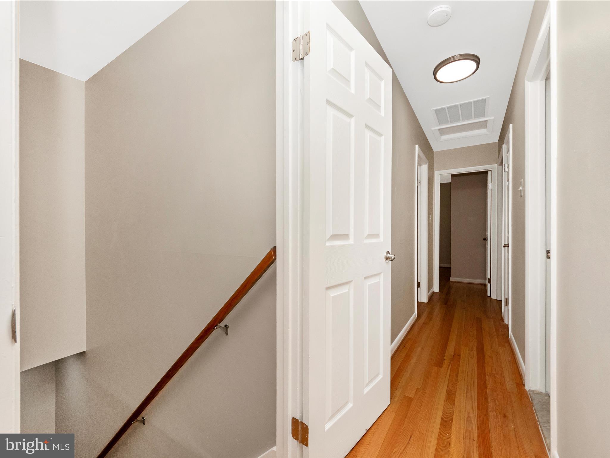 SURRATTS GARDENS - Residential