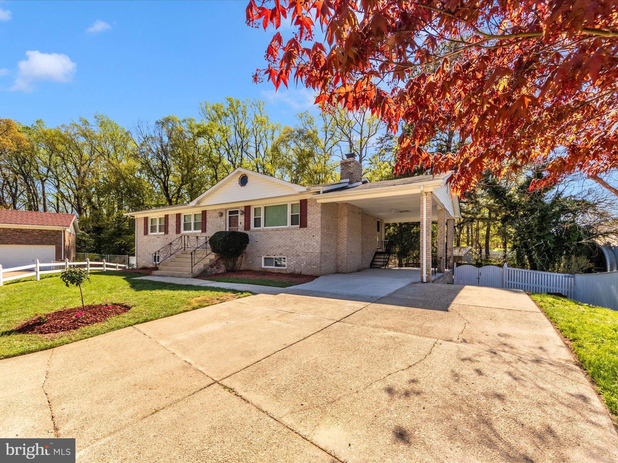 SURRATTS GARDENS - Residential