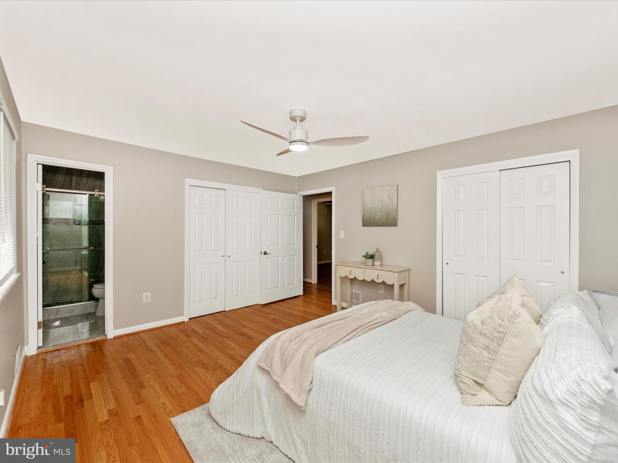 SURRATTS GARDENS - Residential