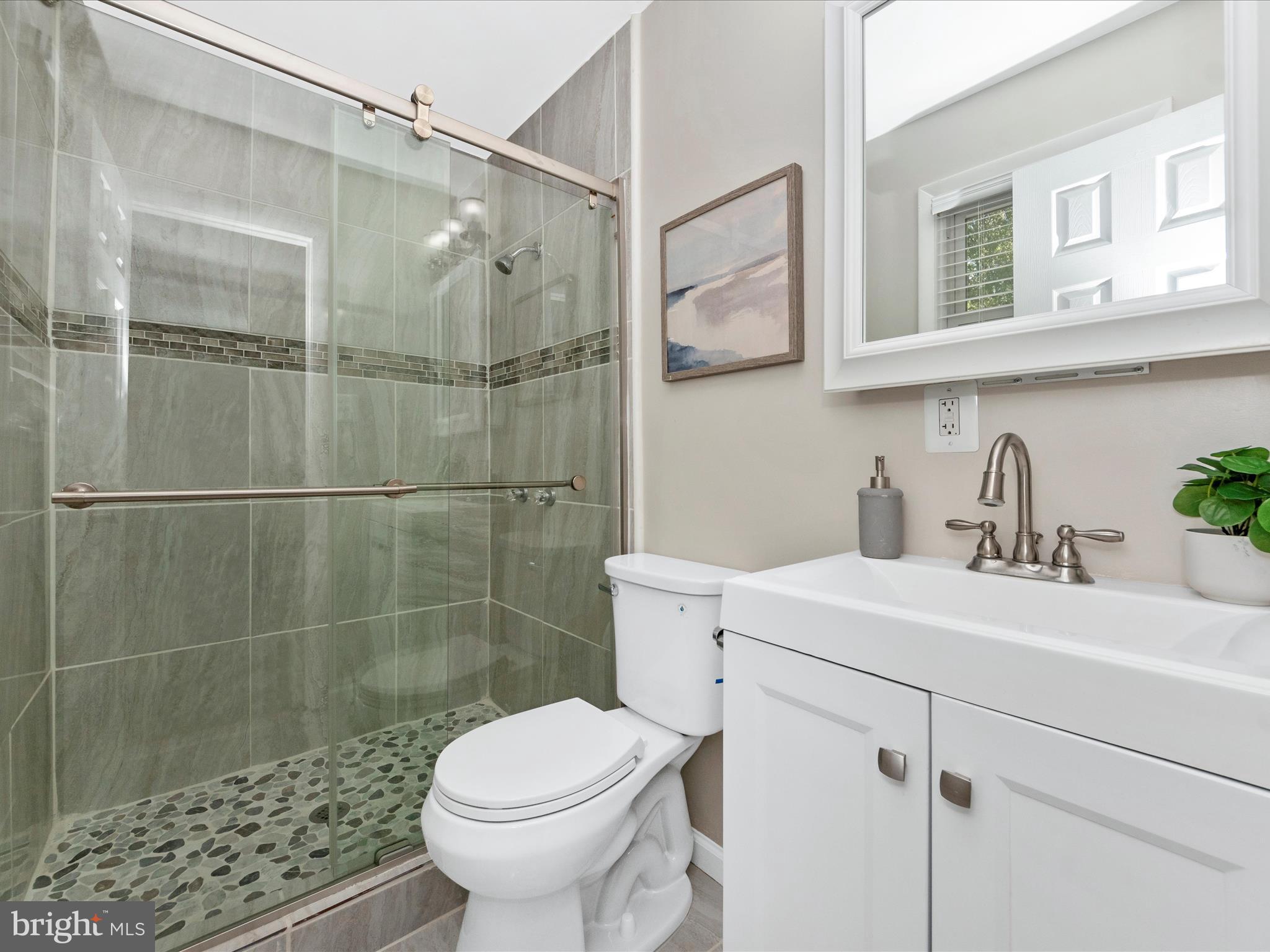 SURRATTS GARDENS - Residential