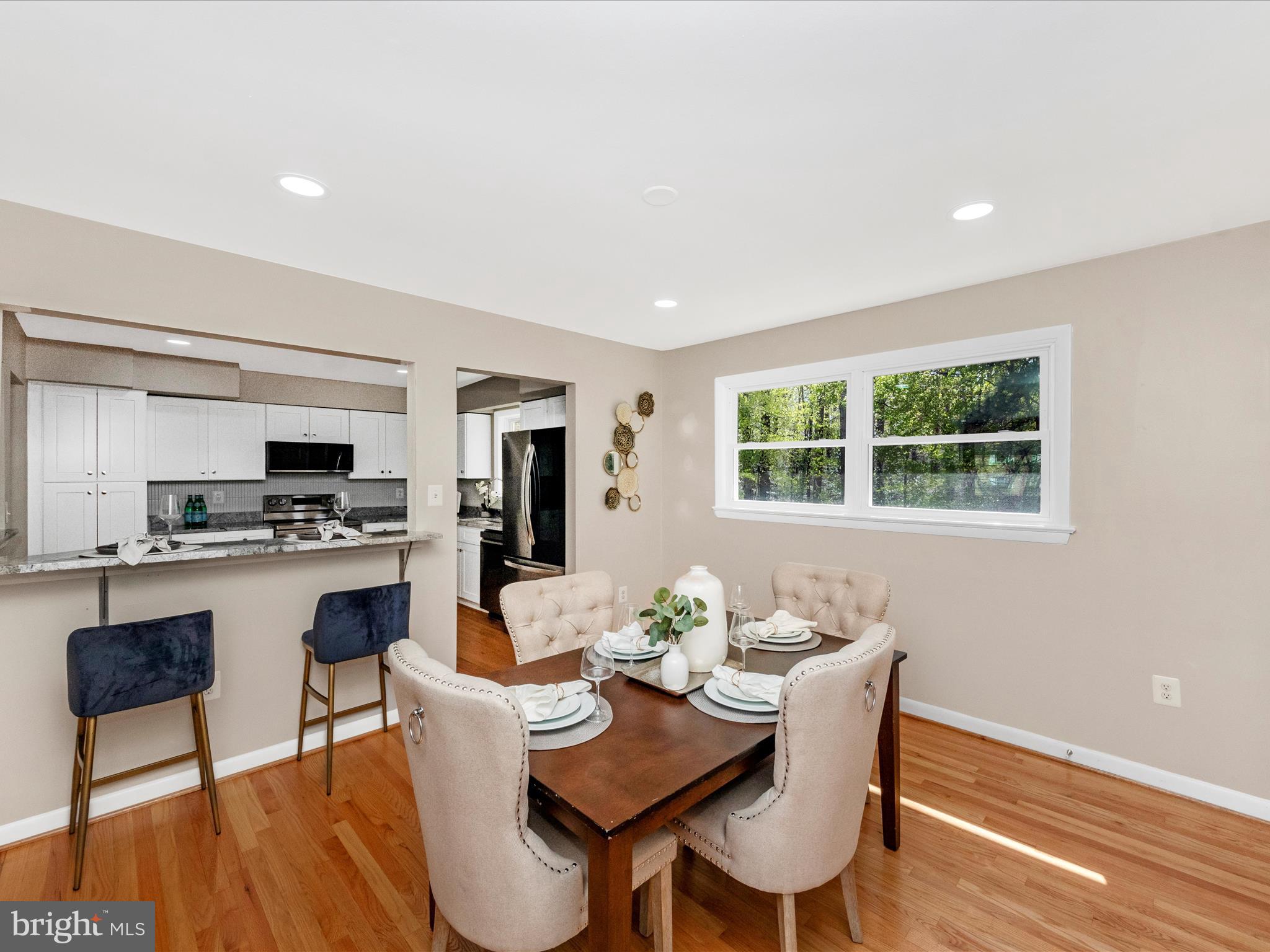 SURRATTS GARDENS - Residential