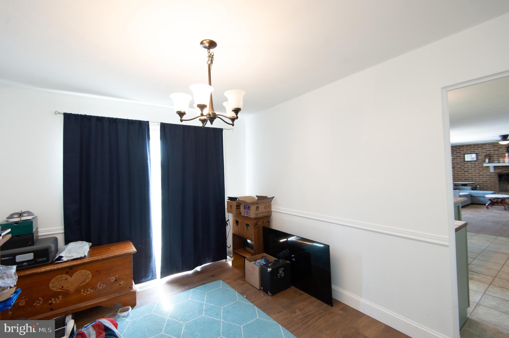 LOVERS LANE - Residential