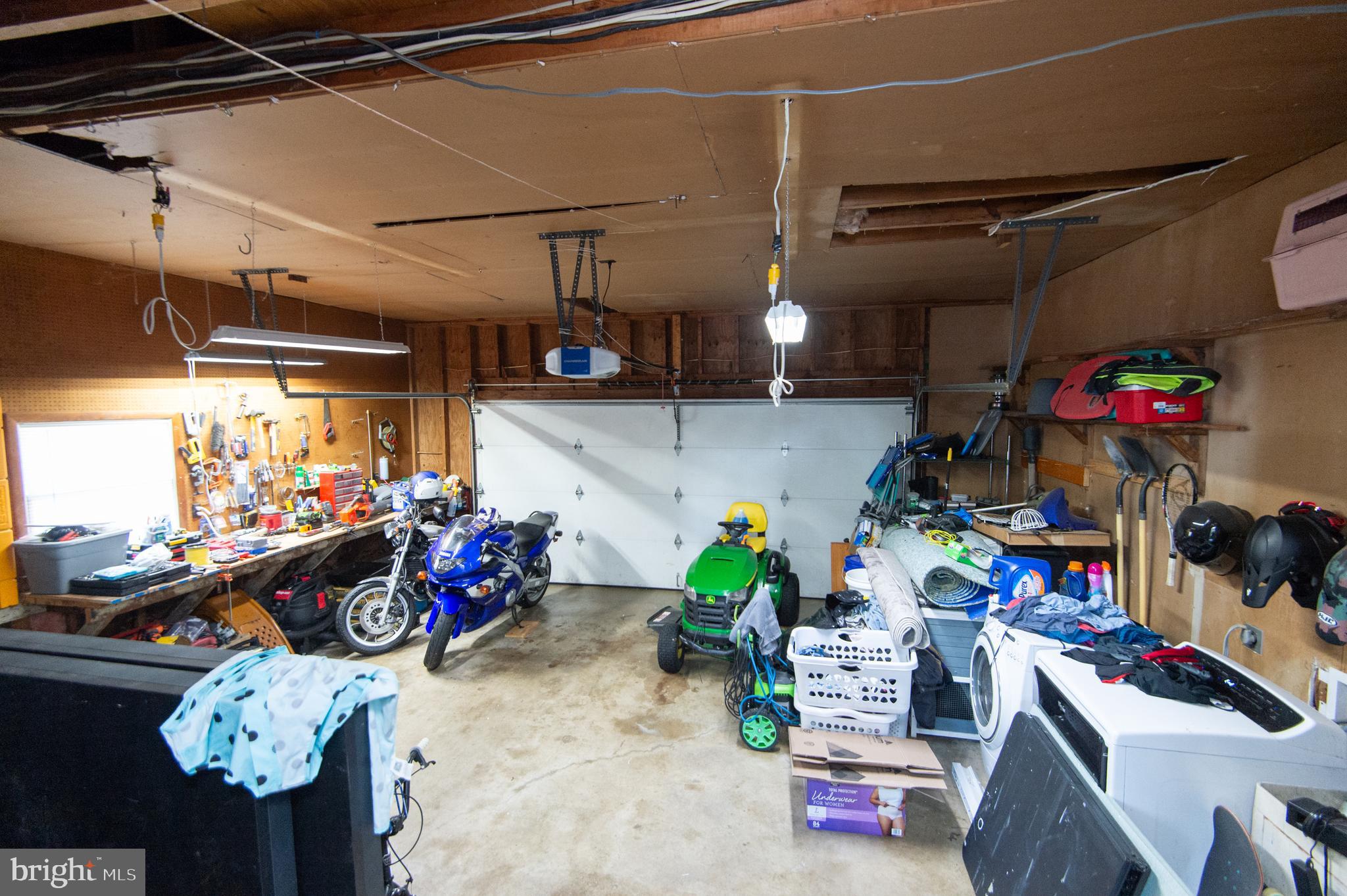 LOVERS LANE - Residential