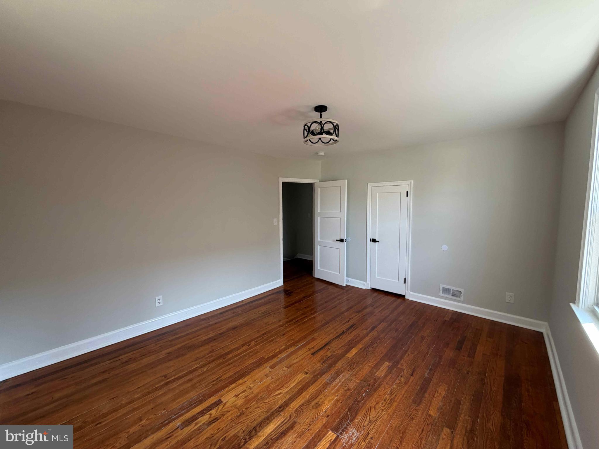 NORTHWOOD - Residential