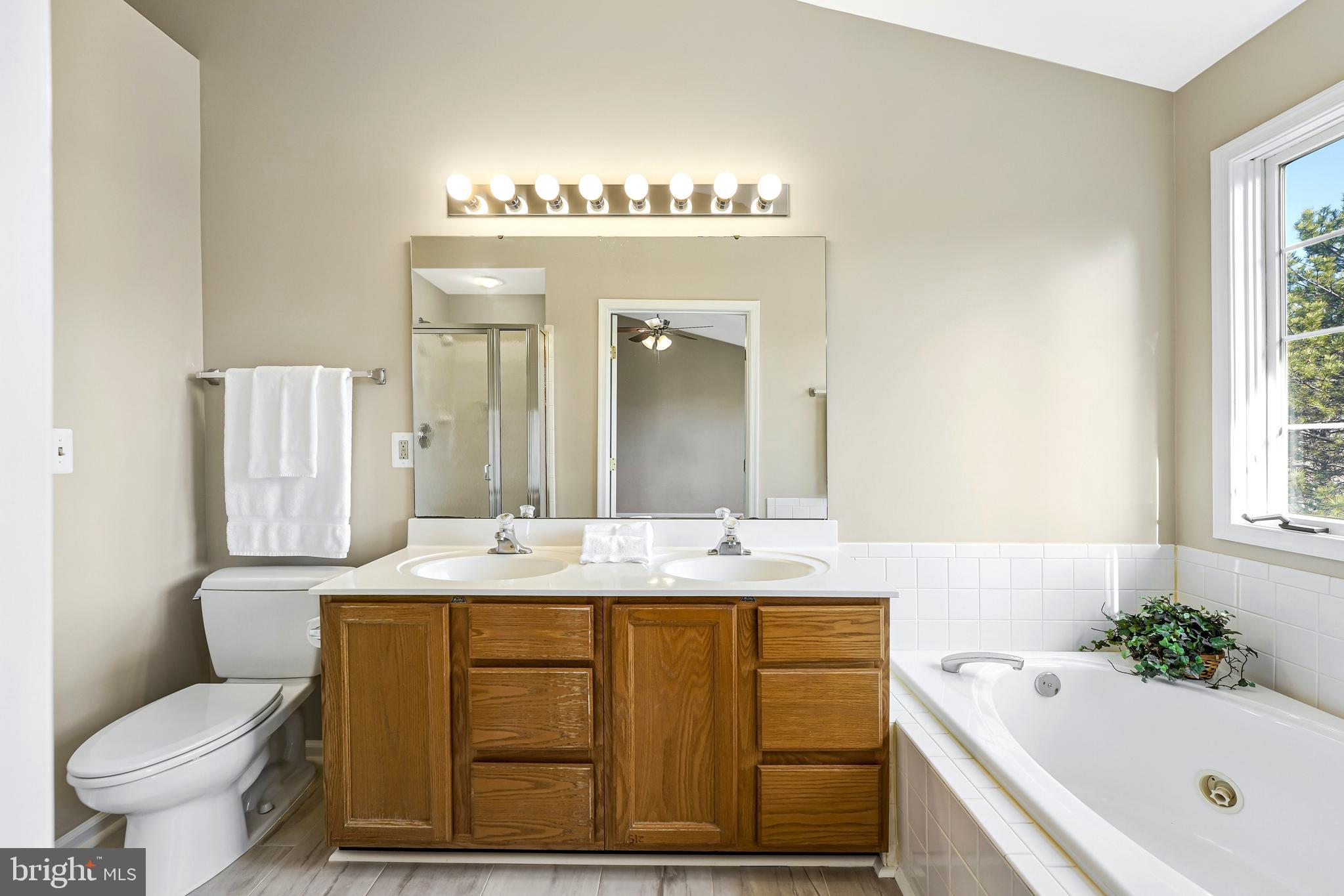 MADRILLON SPRINGS - Residential