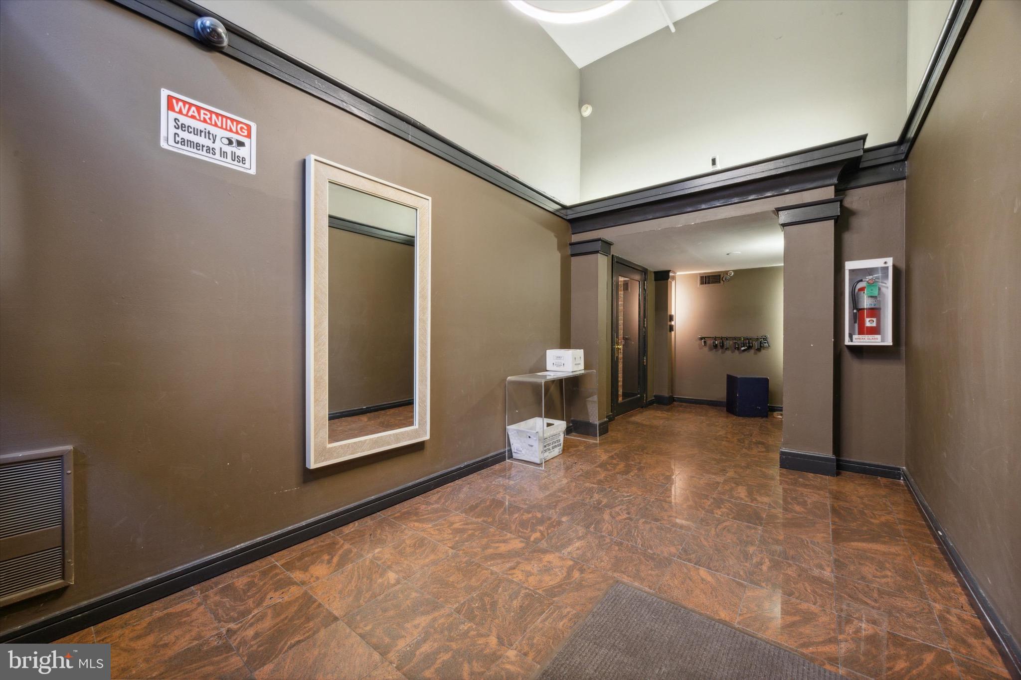 OLD CITY - Residential Lease