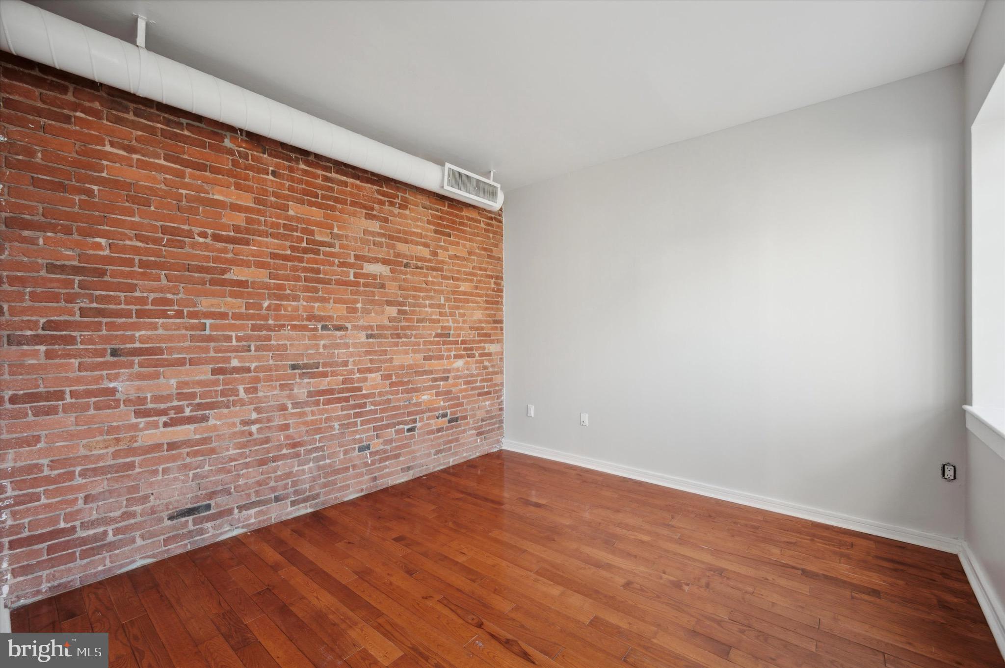 OLD CITY - Residential Lease