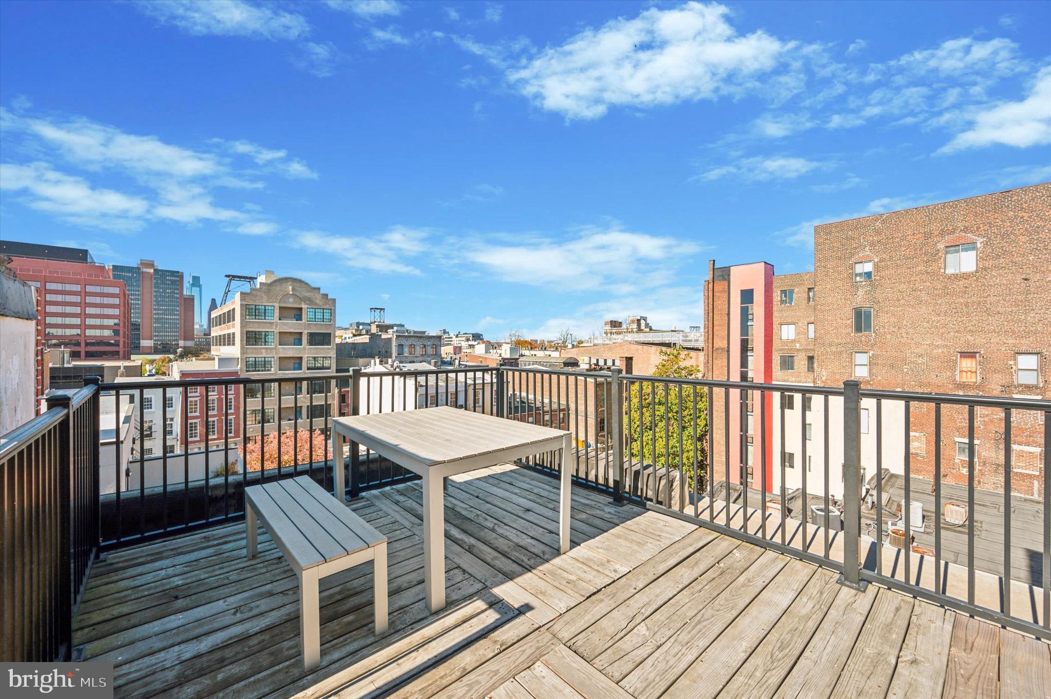 OLD CITY - Residential Lease