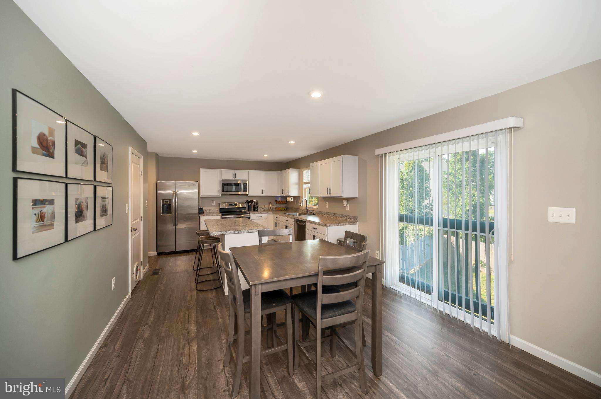 WILDERNESS SHORES - Residential