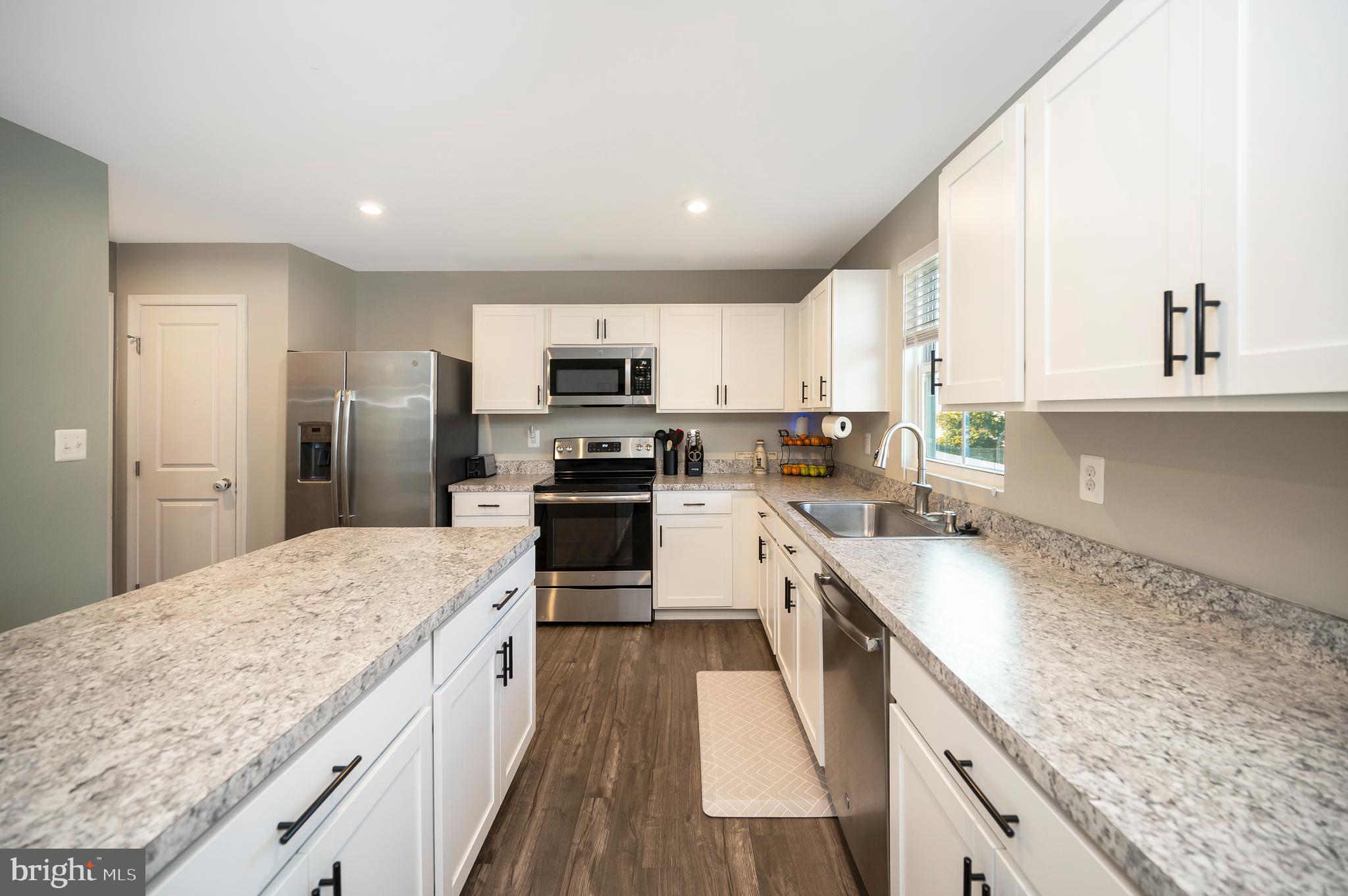 WILDERNESS SHORES - Residential