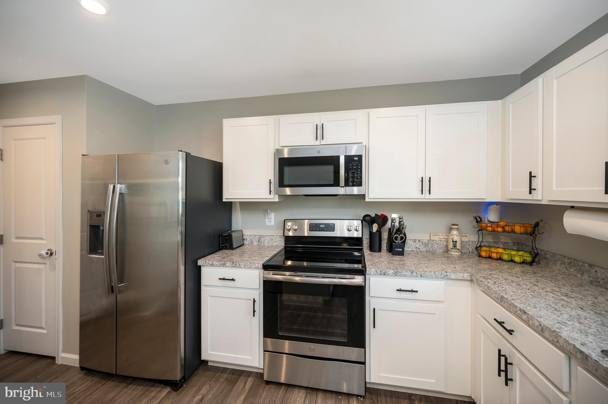 WILDERNESS SHORES - Residential