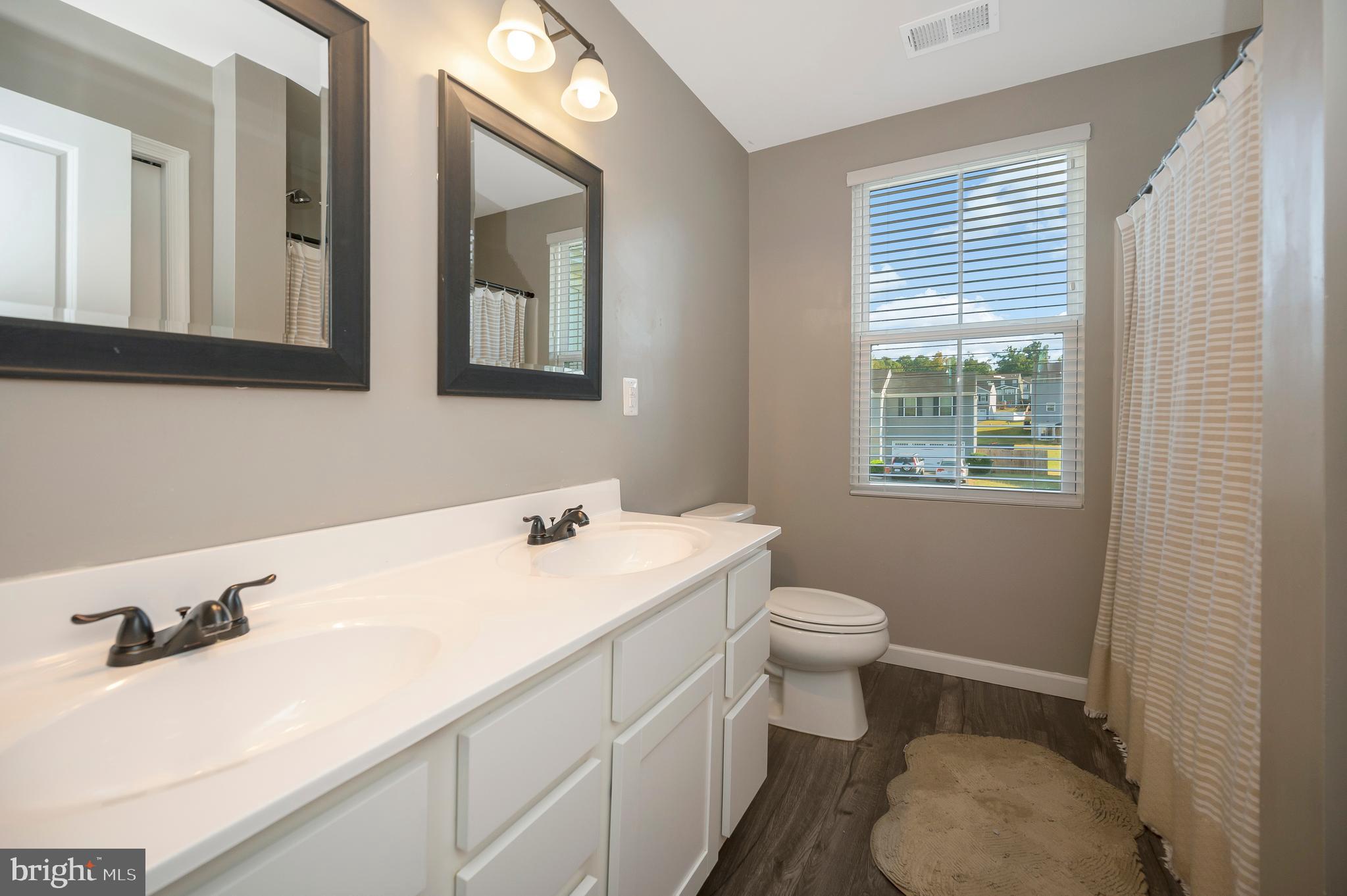 WILDERNESS SHORES - Residential