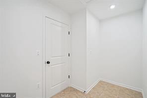 LIBERTY HALL - Residential Lease