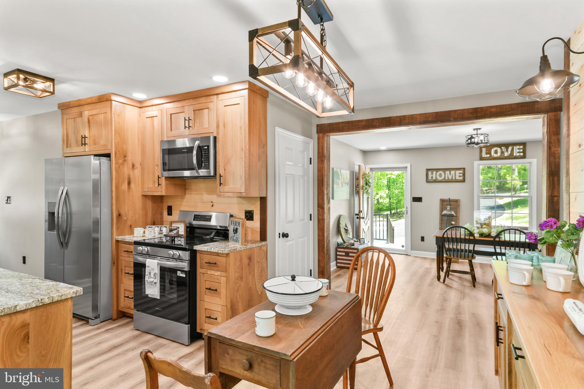 KEEDYSVILLE - Residential